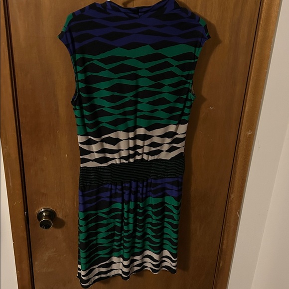 BCBG Maxazria Sleeveless Green & Blue Patterned Cowl Neck Dress - Picture 4 of 4